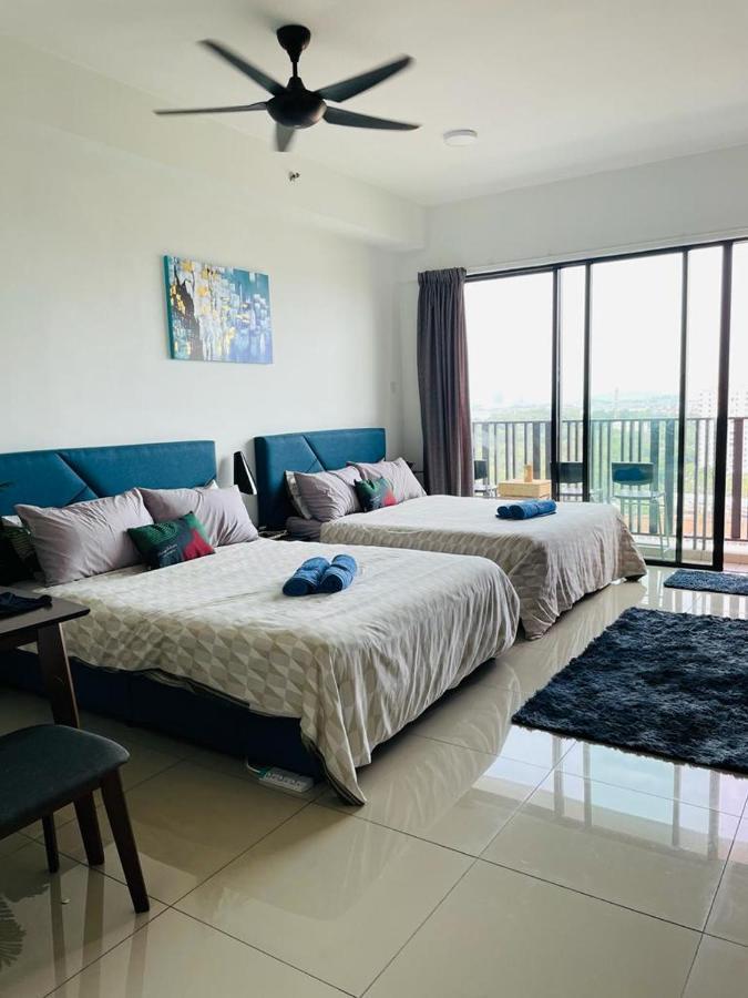 Homestay I-City Cantik, Tenang, Wifi, 4K Smart Tv, Netflix, Coway, Free Parking Shah Alam Bagian luar foto