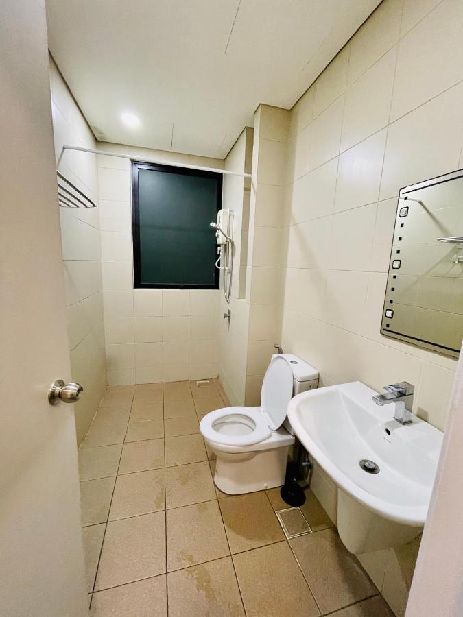 Homestay I-City Cantik, Tenang, Wifi, 4K Smart Tv, Netflix, Coway, Free Parking Shah Alam Bagian luar foto