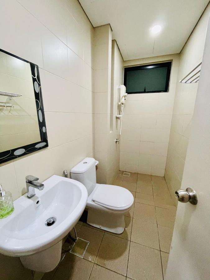 Homestay I-City Cantik, Tenang, Wifi, 4K Smart Tv, Netflix, Coway, Free Parking Shah Alam Bagian luar foto